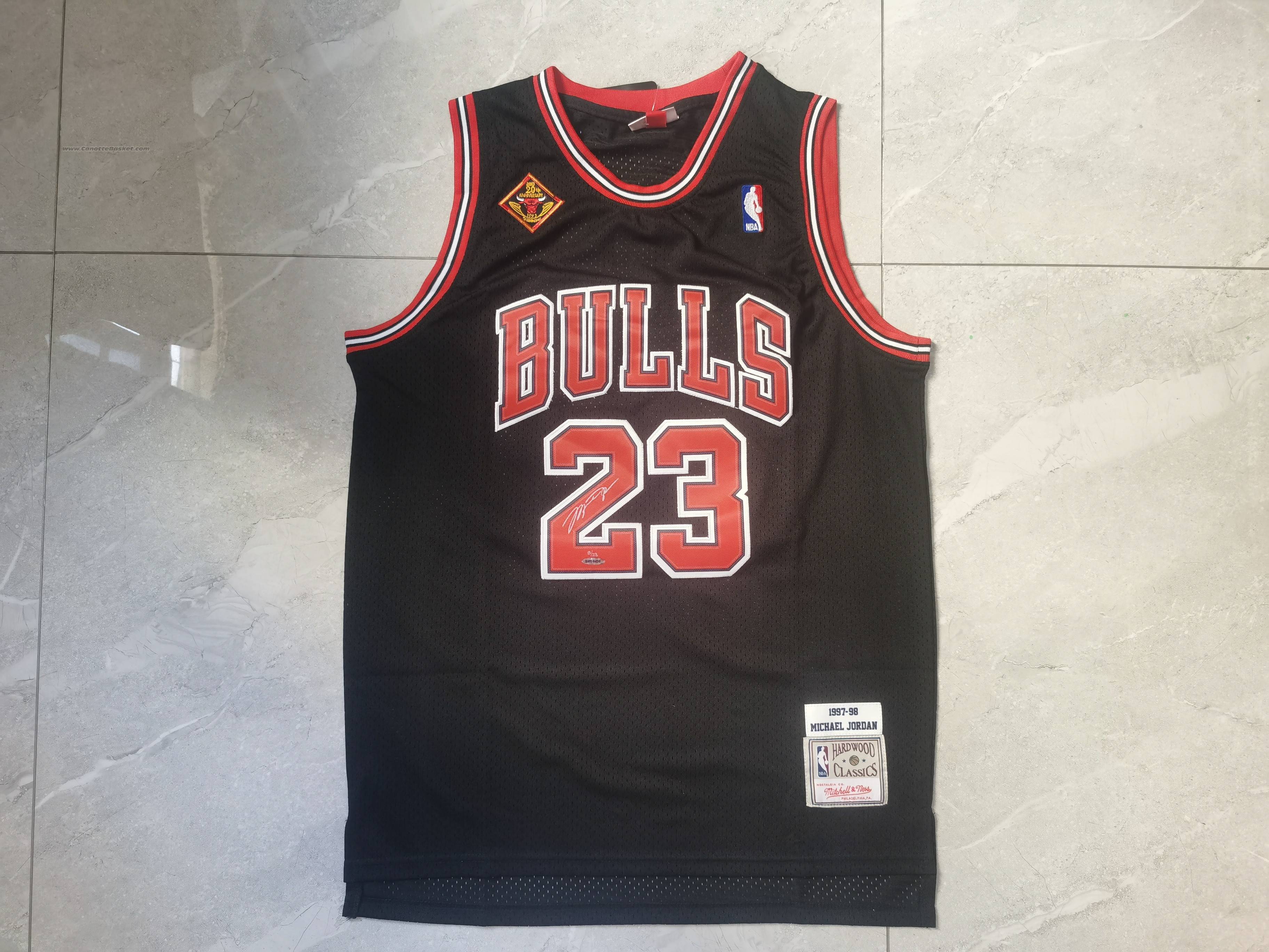 Maglia Chicago Bulls Michael Jordan No 23 Reload Mitchell & Ness 1997-98 Nero